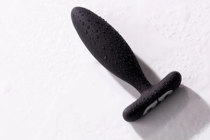 Anal Je Joue Vesta Vibrating Butt Plug Black