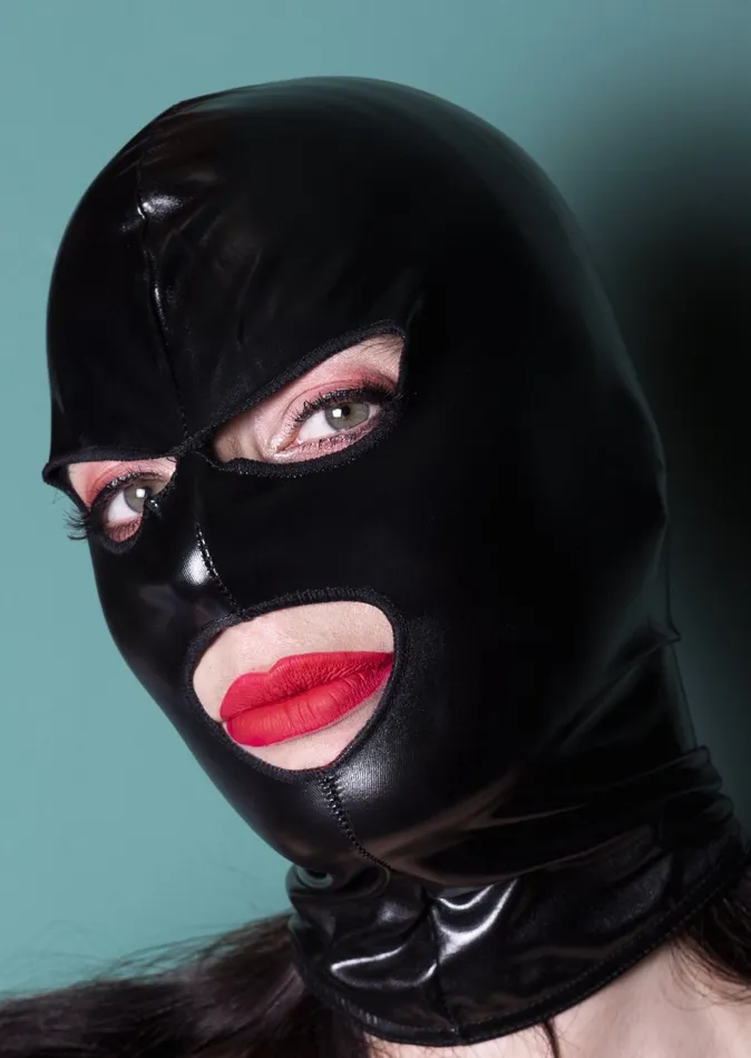 WET LOOK MASK BY BAD KITTY Bad Kitty Vibrators